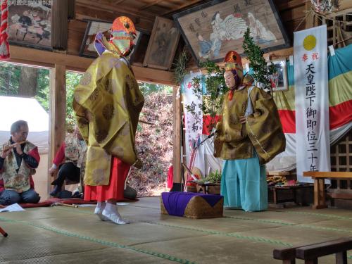 s-102_直毘神社の太々神楽 (1)